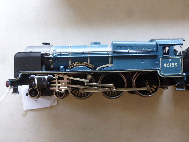Boxed Wrenn OO gauge W2273 Royal Scot BR Blue The Royal Air Force locomotive with paperwork - Image 4 of 13