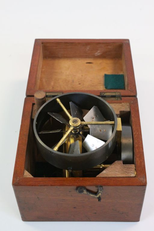 Vintage mahogany cased air flow machine with multiple dial - Image 6 of 6