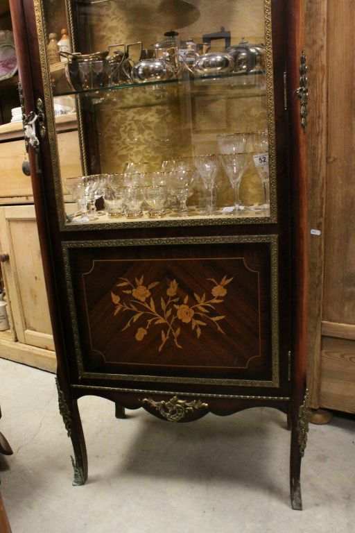 20th century French Display Cabinet with Brass Mounts, the bottom panel with Satinwood Floral Inlay - Image 3 of 4