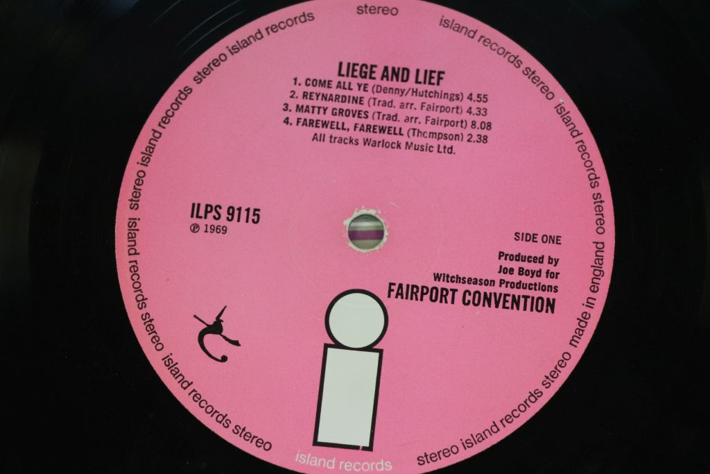 Vinyl - Four Fairport Convention LPs to include Liege and Lief (ILPS 9115), pink label with 'i' - Image 11 of 23