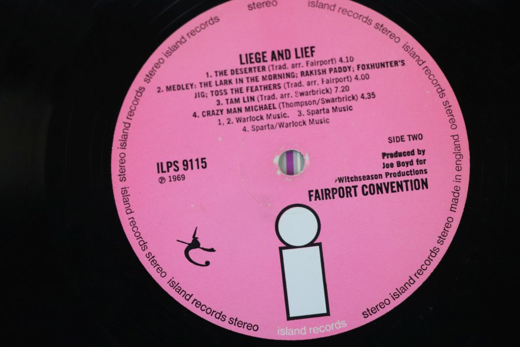 Vinyl - Four Fairport Convention LPs to include Liege and Lief (ILPS 9115), pink label with 'i' - Image 12 of 23