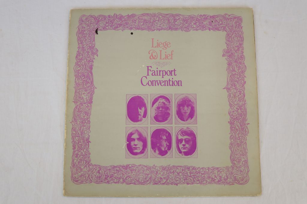 Vinyl - Four Fairport Convention LPs to include Liege and Lief (ILPS 9115), pink label with 'i' - Image 7 of 23