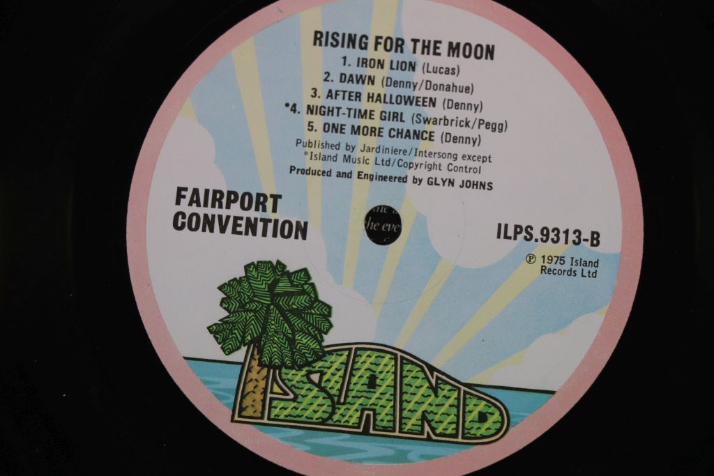 Vinyl - Four Fairport Convention LPs to include Liege and Lief (ILPS 9115), pink label with 'i' - Image 6 of 23