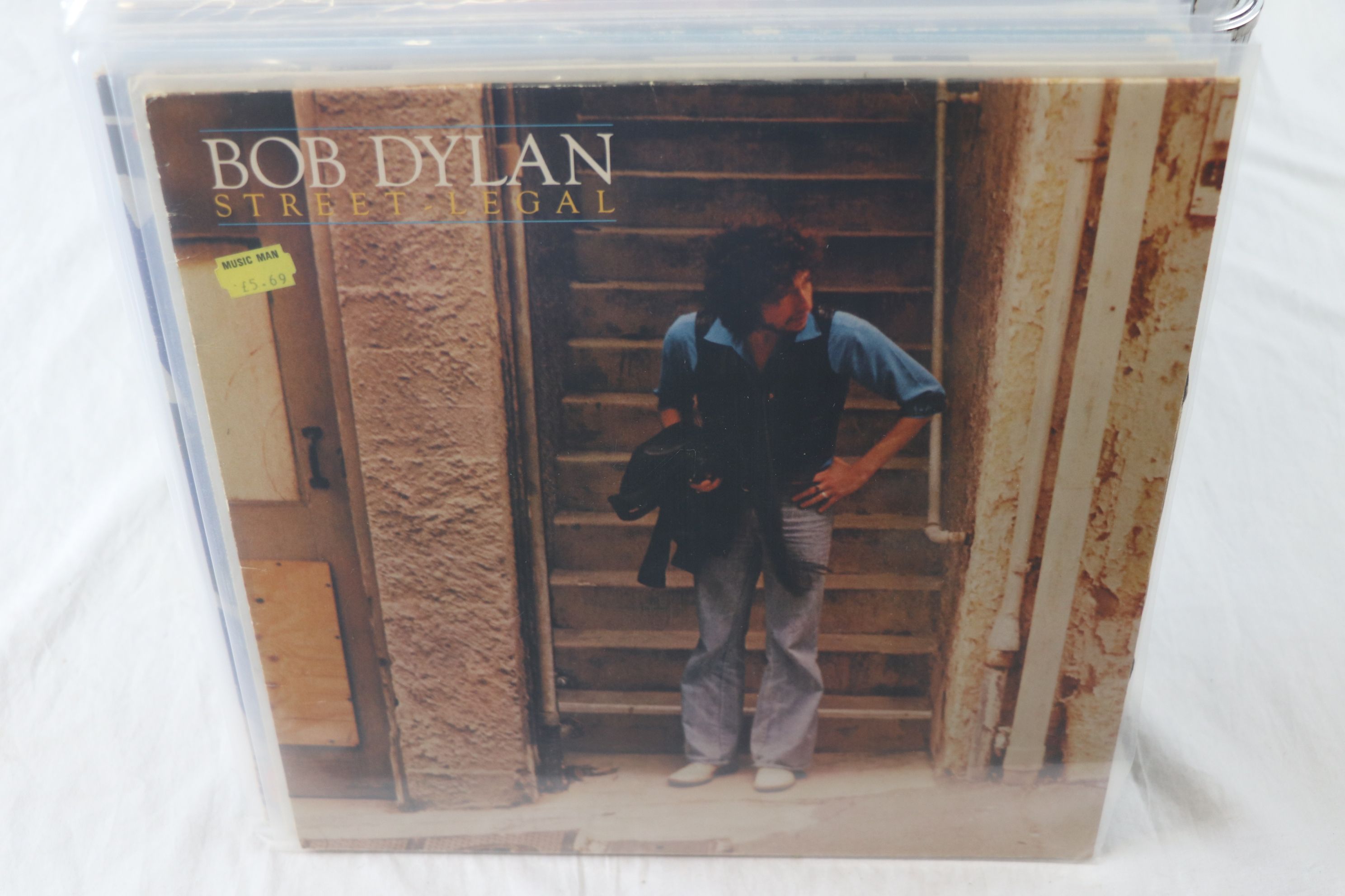 Vinyl - Collection of over 25 Bob Dylan LPs from The Times They Are a Changing through to Bob - Image 11 of 11