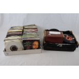 Vinyl - Rock/Pop/Chart - A large quantity of 45's mostly from juke boxes, some without sleeves,
