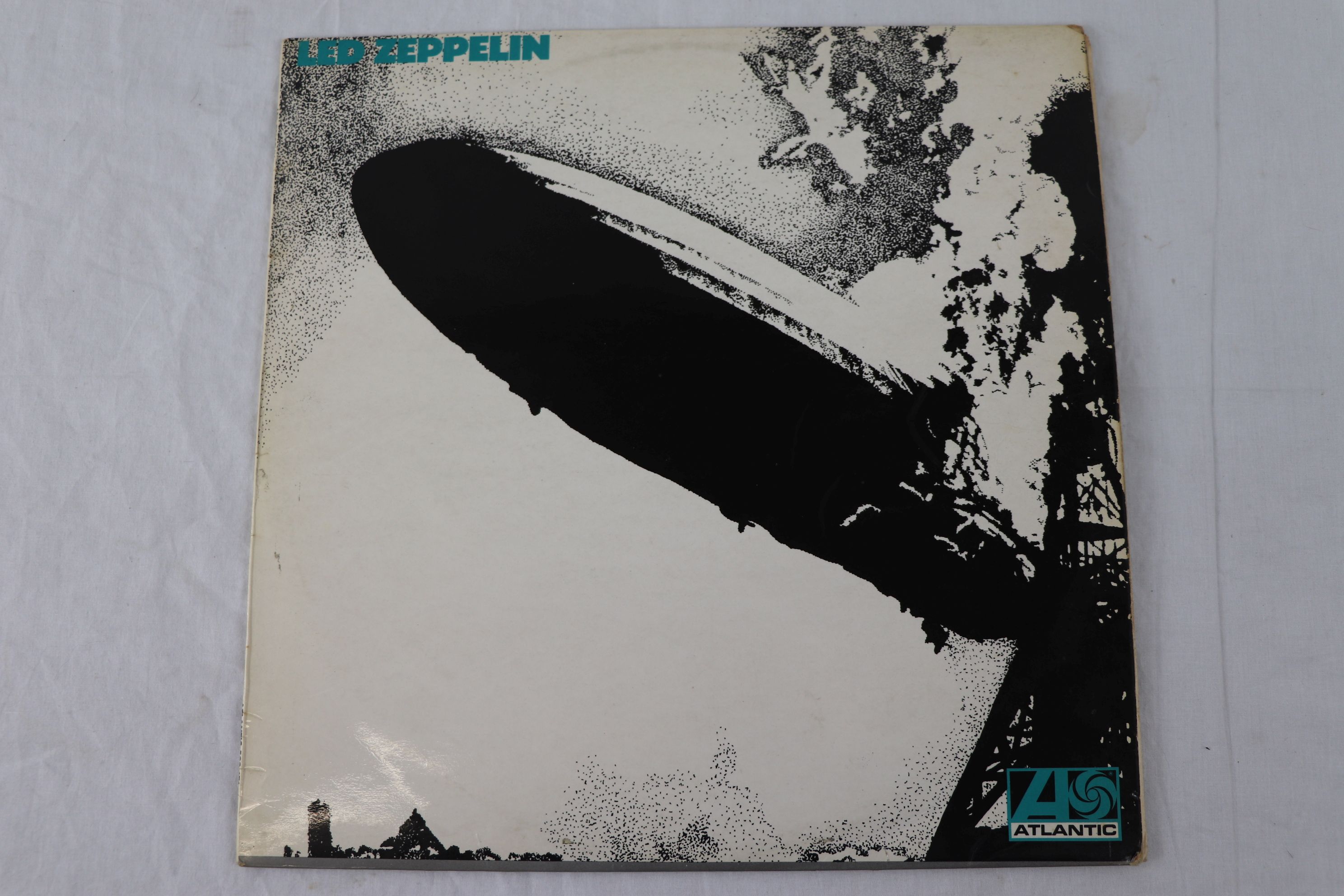 Vinyl - Led Zeppelin One (Atlantic 588171) stereo, with plum label, turquoise sleeve lettering - Image 9 of 12