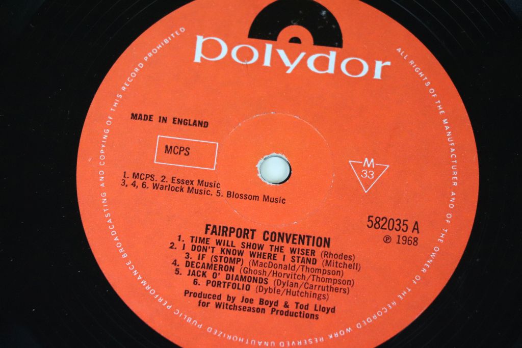 Vinyl - Fairport Convention self titled Polydor 582035 Mono, fully laminated sleeve has some - Image 5 of 7