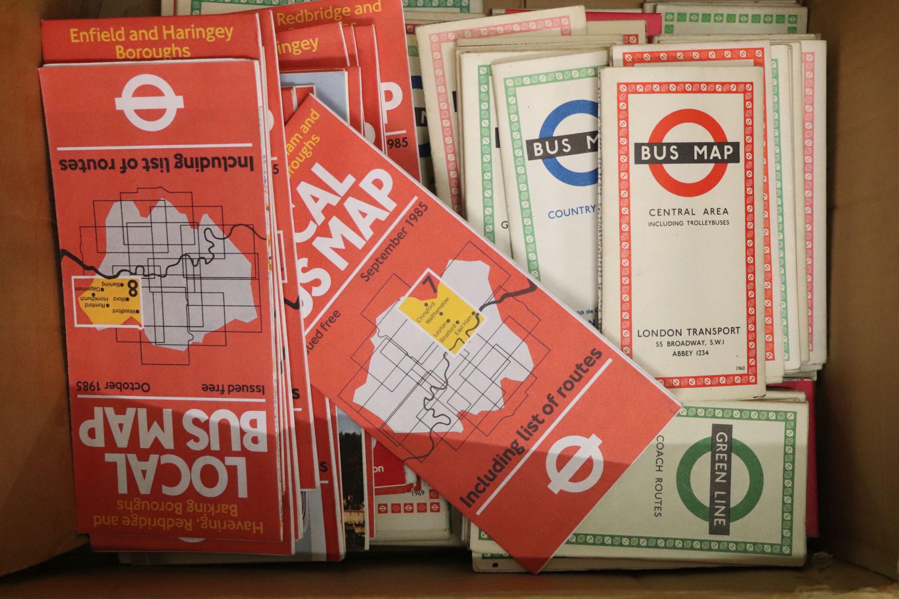 Transport / London buses, a collection of approx 100 vintage folded maps, 1930s onwards, to