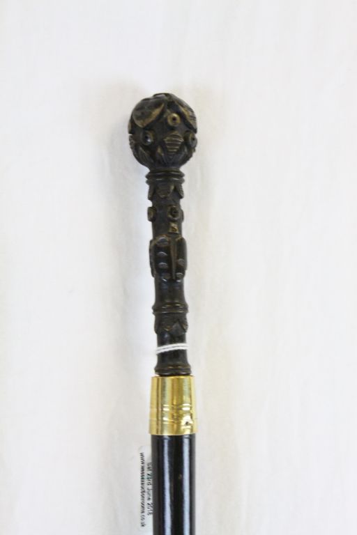 Wooden walking stick with a crook style handle and spike end plus Black finished vintage walking - Image 3 of 3