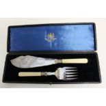 Cased Set Mappin Brother Fish Servers