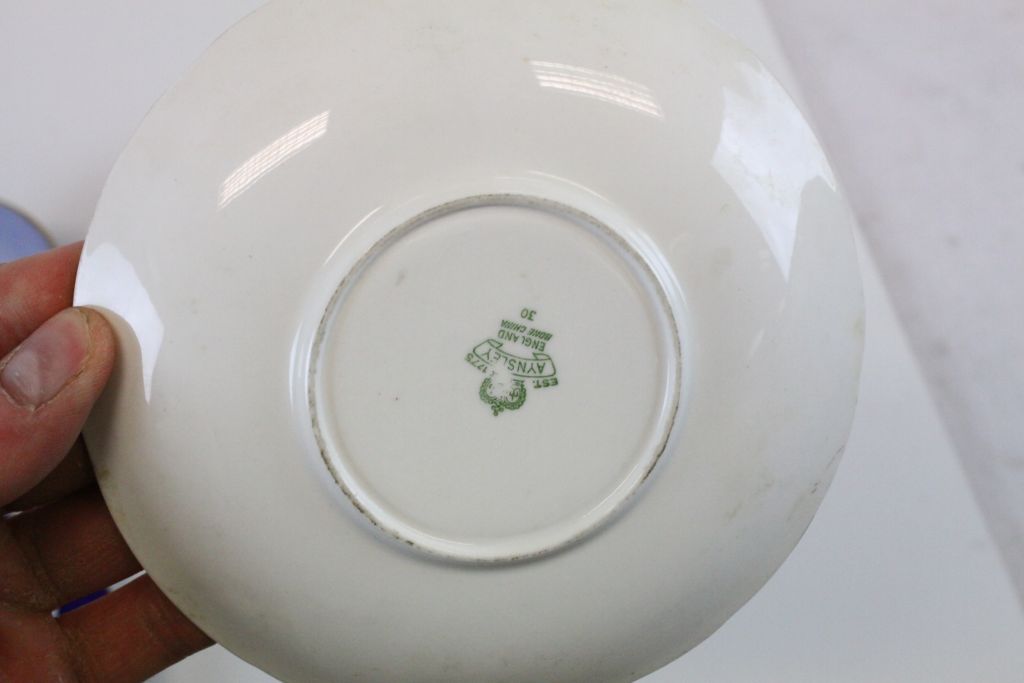 Pair of Aynsley cabinet cups and saucers with hand painted bowls depicting Sailing ships - Image 6 of 8