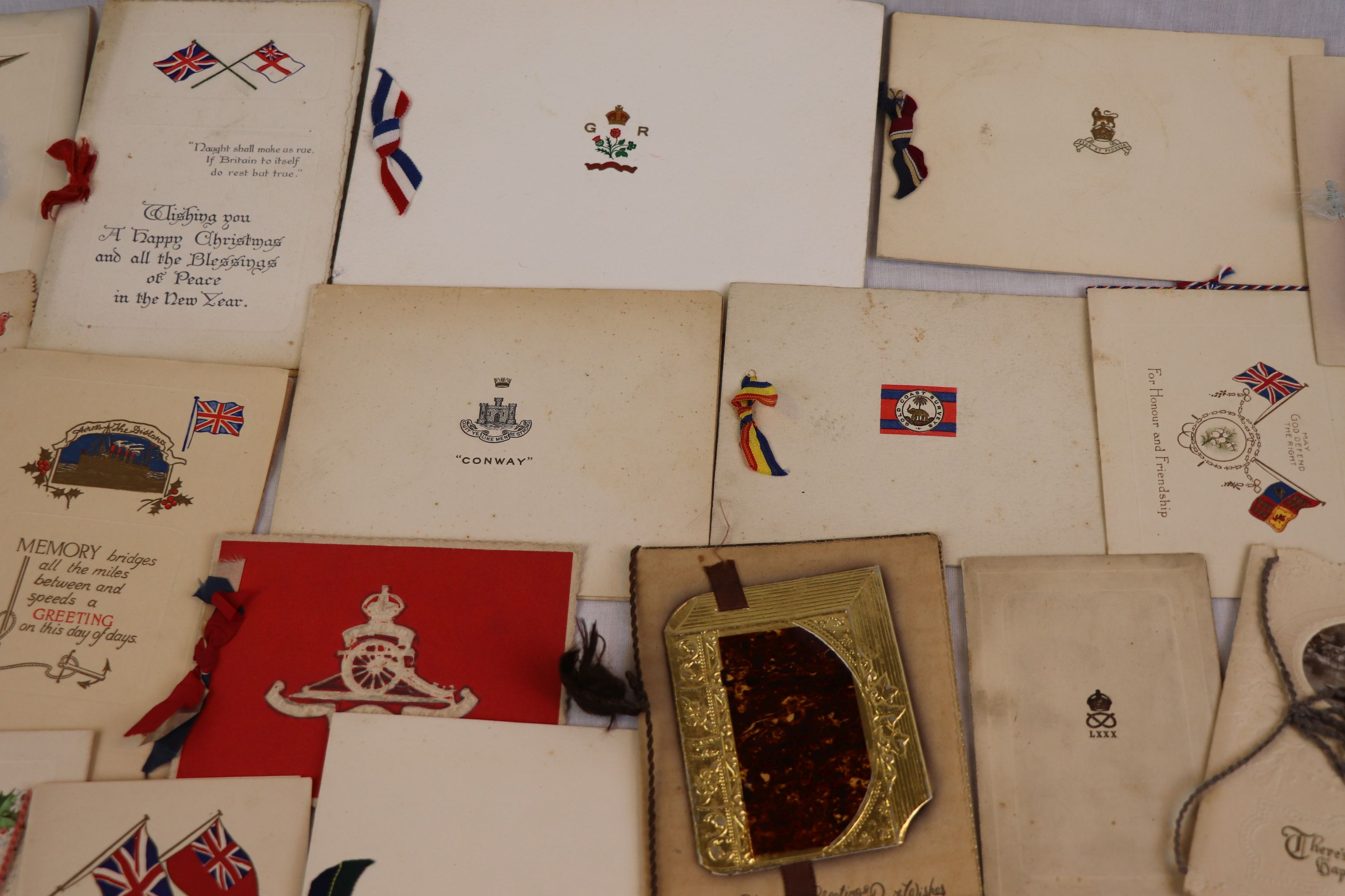 A Collection Of Approx 29 x WW1 & WW2 Regimental Military Christmas Greetings Cards. - Image 7 of 9