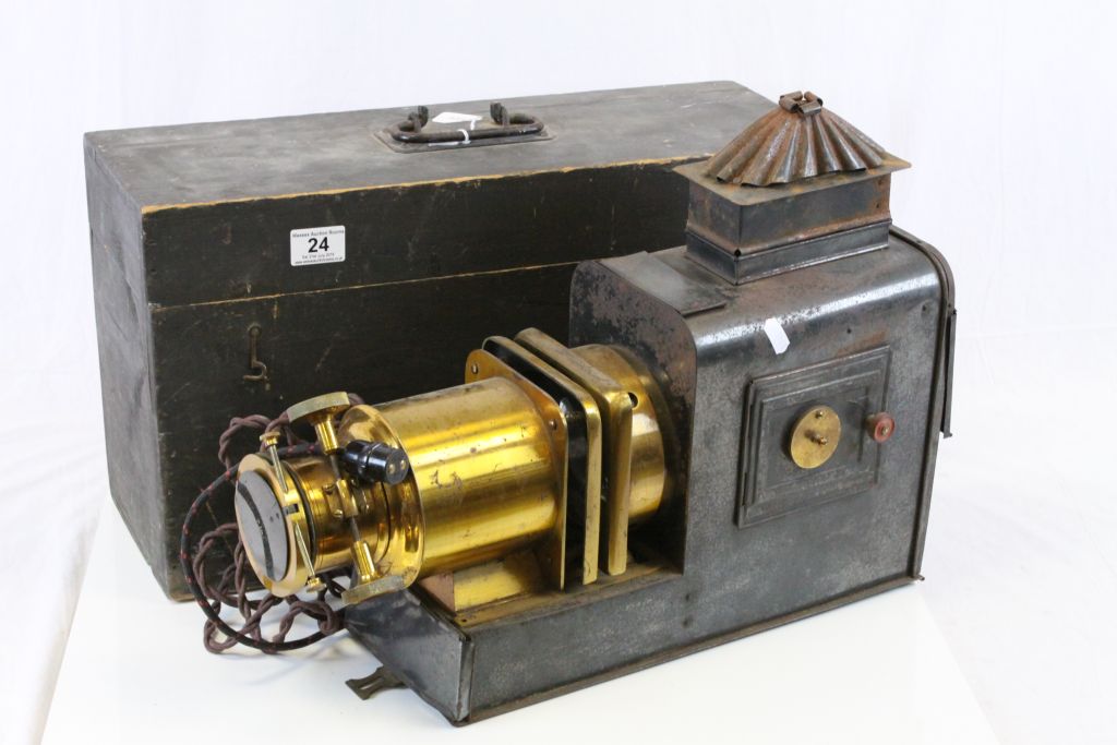 Large wooden cased Brass & Metal Magic Lantern