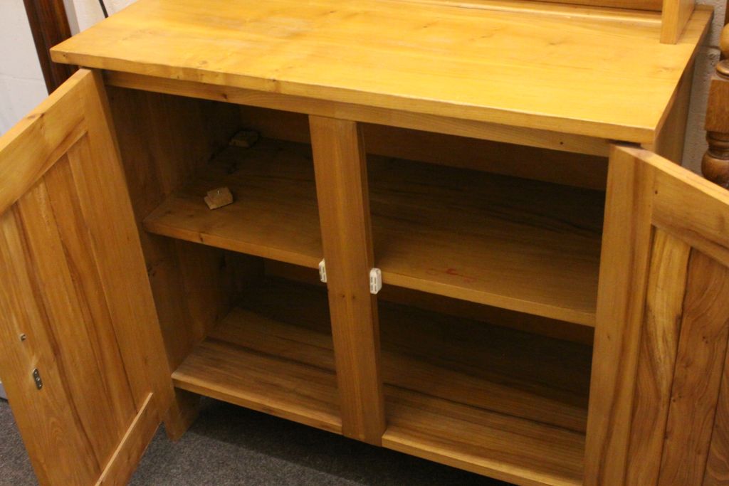 Small Elm Dresser, 170cms high x 91cms wide - Image 3 of 3