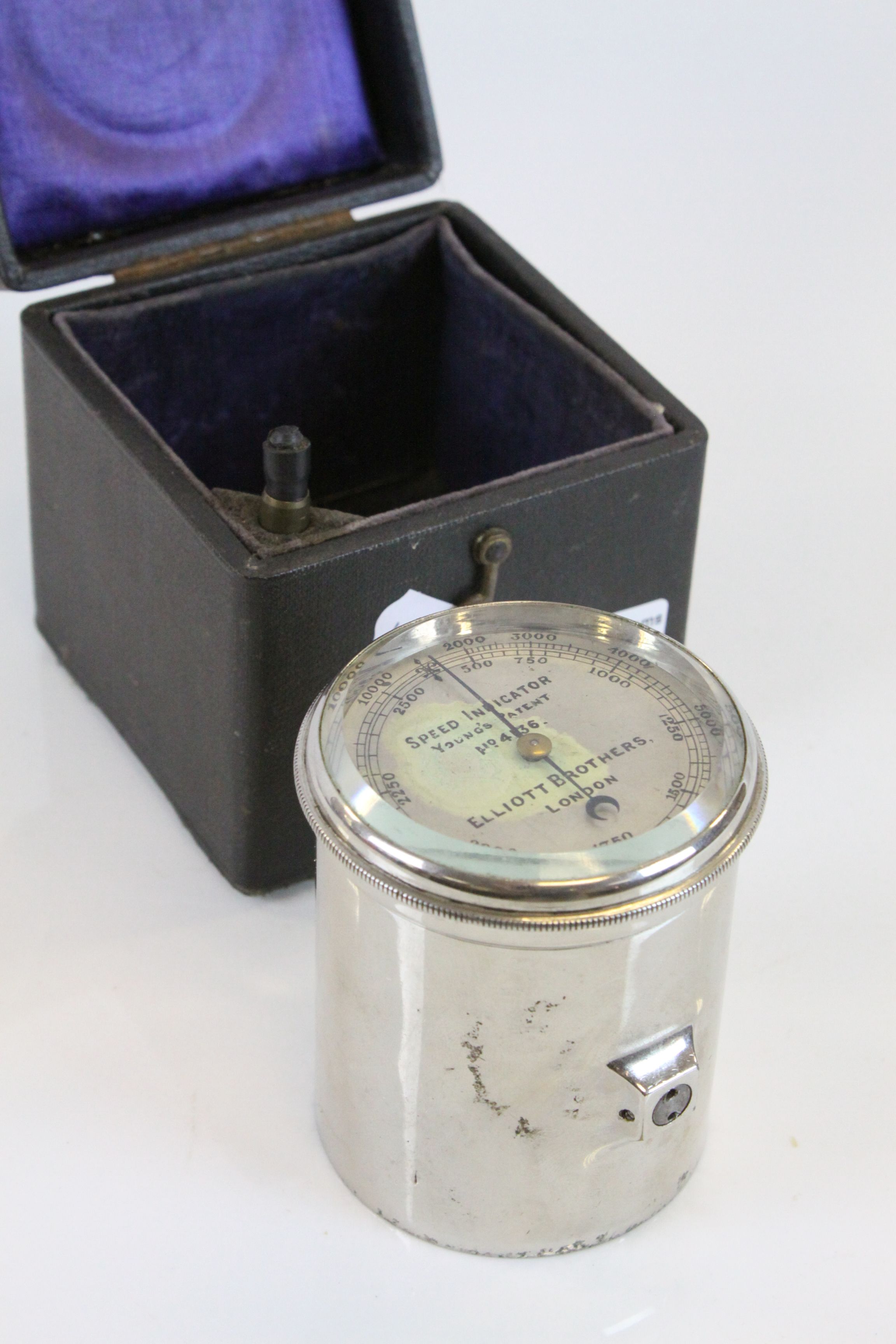 Boxed "Elliott Brothers Speed Indicator"