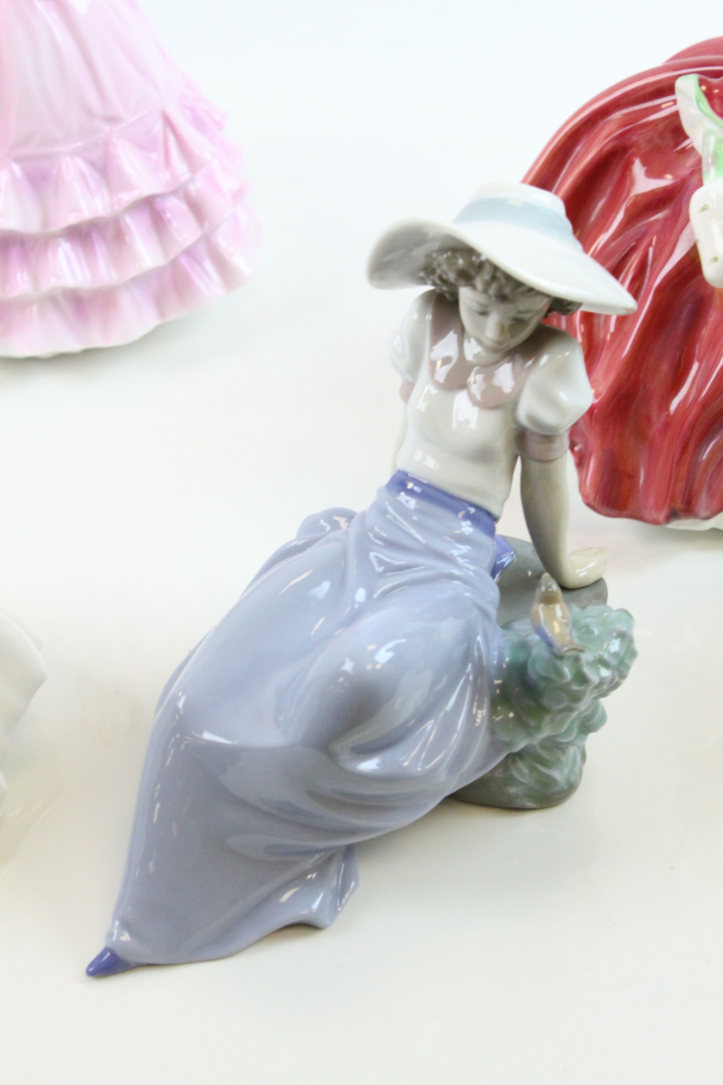 Two Nao figurines, Royal Doulton "Autumn Breezes" figurine & two Worcester figurines to include; - Image 4 of 6