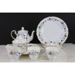 Colclough ceramic dinner service with Autumn Leaf pattern