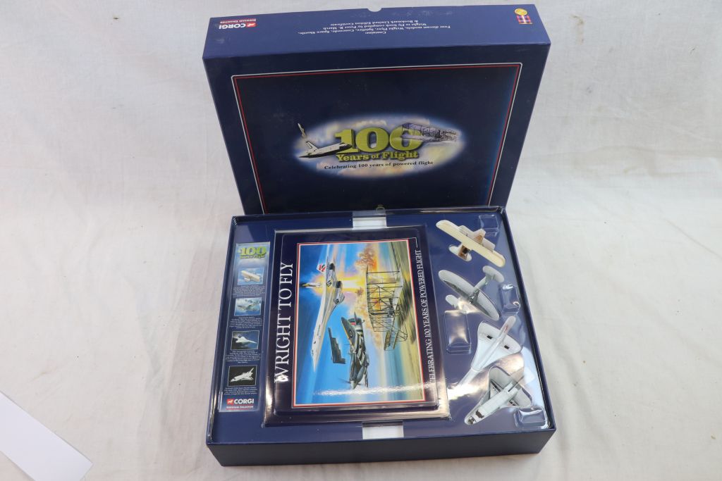 Boxed Corgi Showcase Collection CSCA03005 100 Years of Flight four model set to include Wright - Image 2 of 4