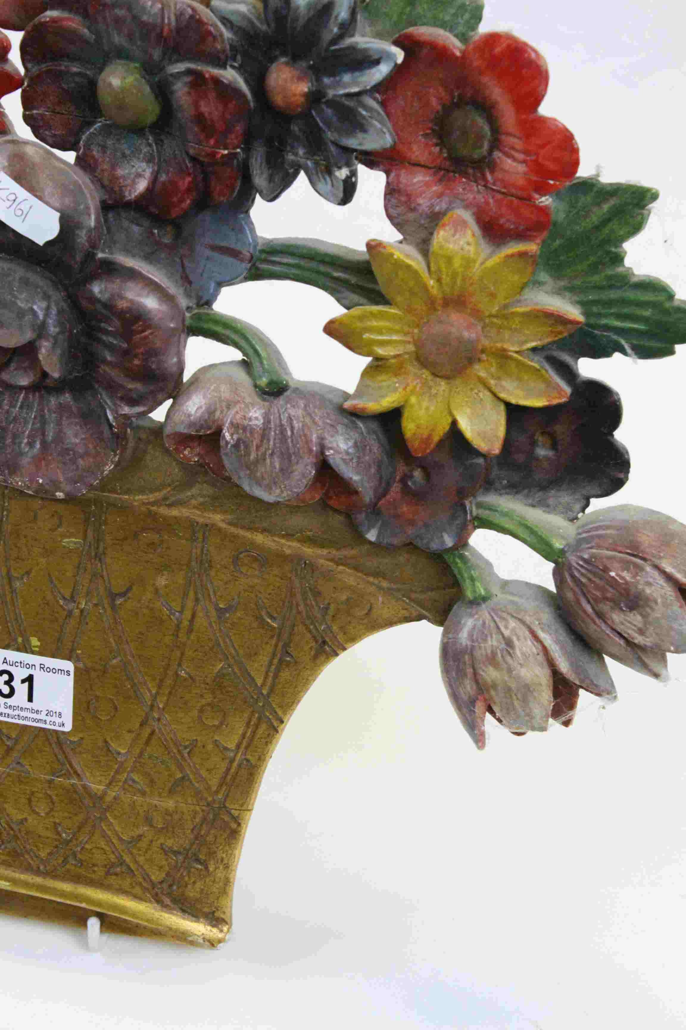 Vintage carved Wooden wall hanging in the form of a Basket of Flowers with Gilt & painted finish - Image 3 of 4