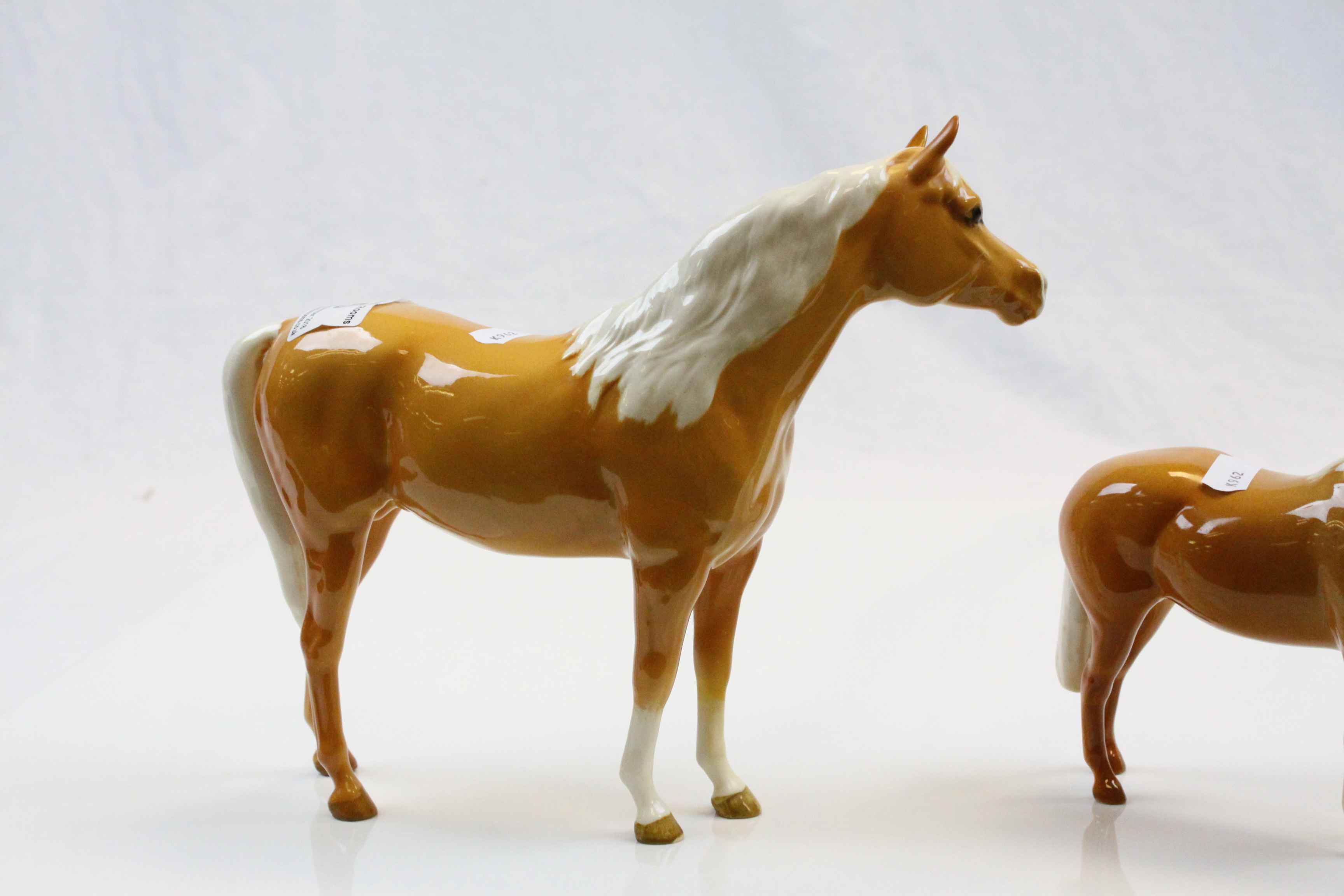 Two Beswick Palomino Horses of different sizes - Image 5 of 8