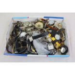 Tray of Vintage Watches etc, mainly Quartz examples to include Slazenger, Casio, Sekonda, etc