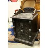 Late Victorian Heavily Carved Oak Purdonium