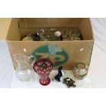 Collection of vintage Glassware to include Babycham glasses, vases etc