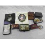 Snuff boxes to include wooden, papier mache, a Victorian style miniature frame with acorn decoration
