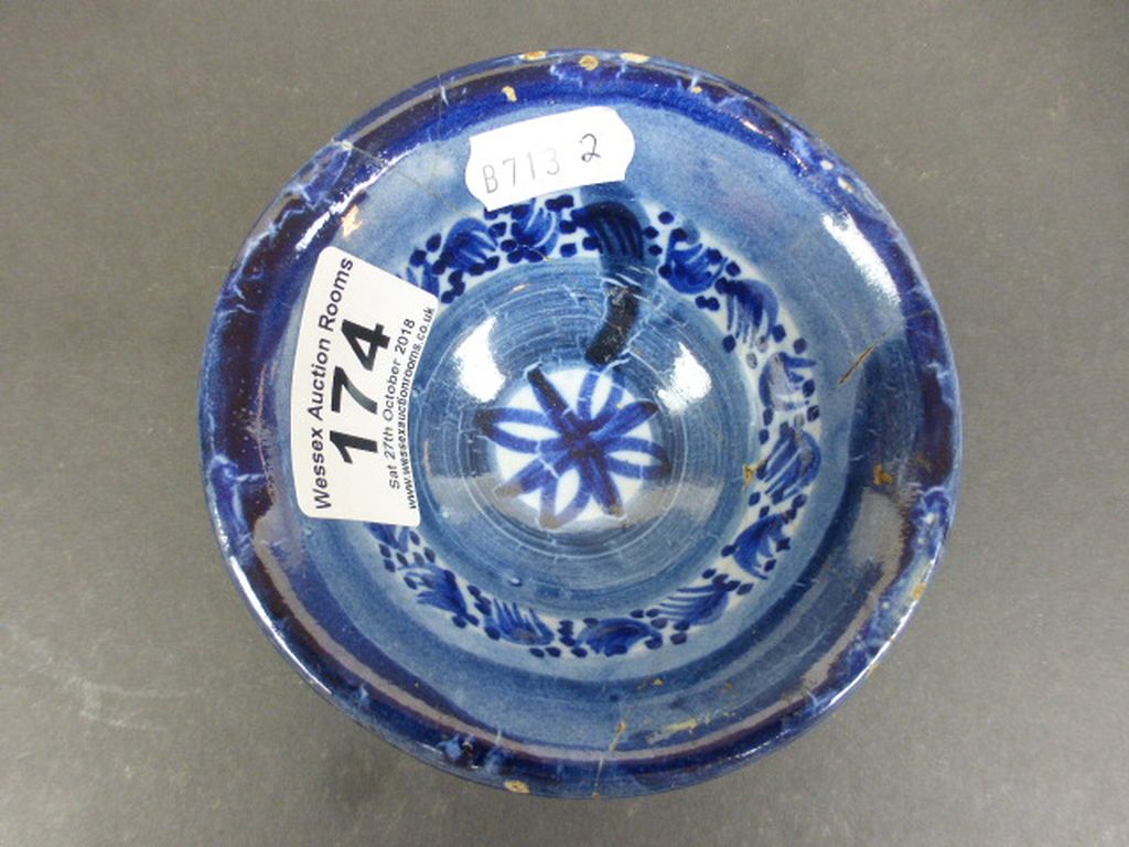 18th / 19th century Tea Bowl - Image 2 of 4