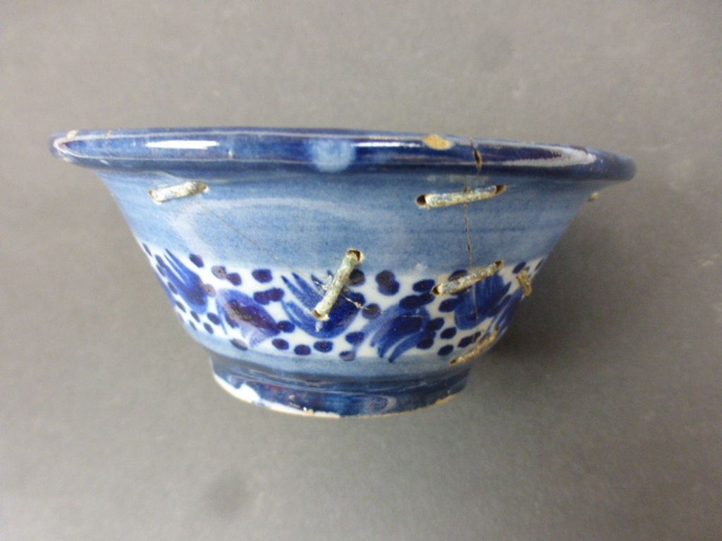 18th / 19th century Tea Bowl - Image 3 of 4