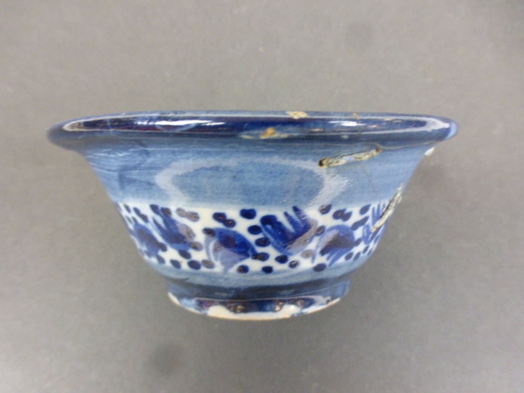 18th / 19th century Tea Bowl