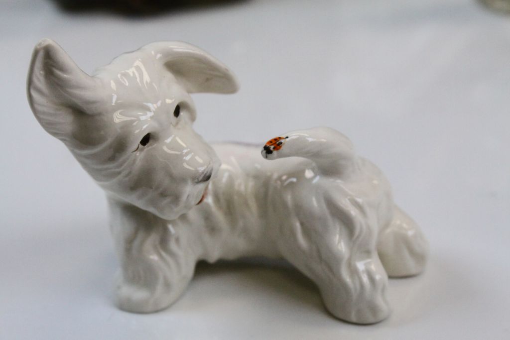 Small collection of ceramic Animals to include; Bunnykins, Lladro, Beswick & USSR - Image 2 of 6