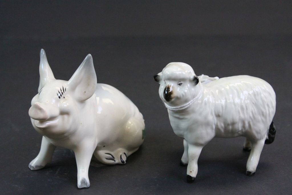 Beswick ceramic Pig 832 & a Ewe