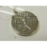 Silver Vesta Case with Embossed Image of a Golfer