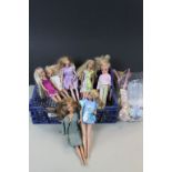 Tray of Sindy & Barbie Dolls with Outfits