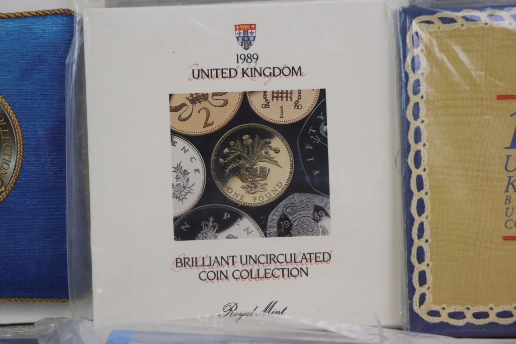 Collection of UK BU coin sets to include Years and Commemorative issues - Image 4 of 15