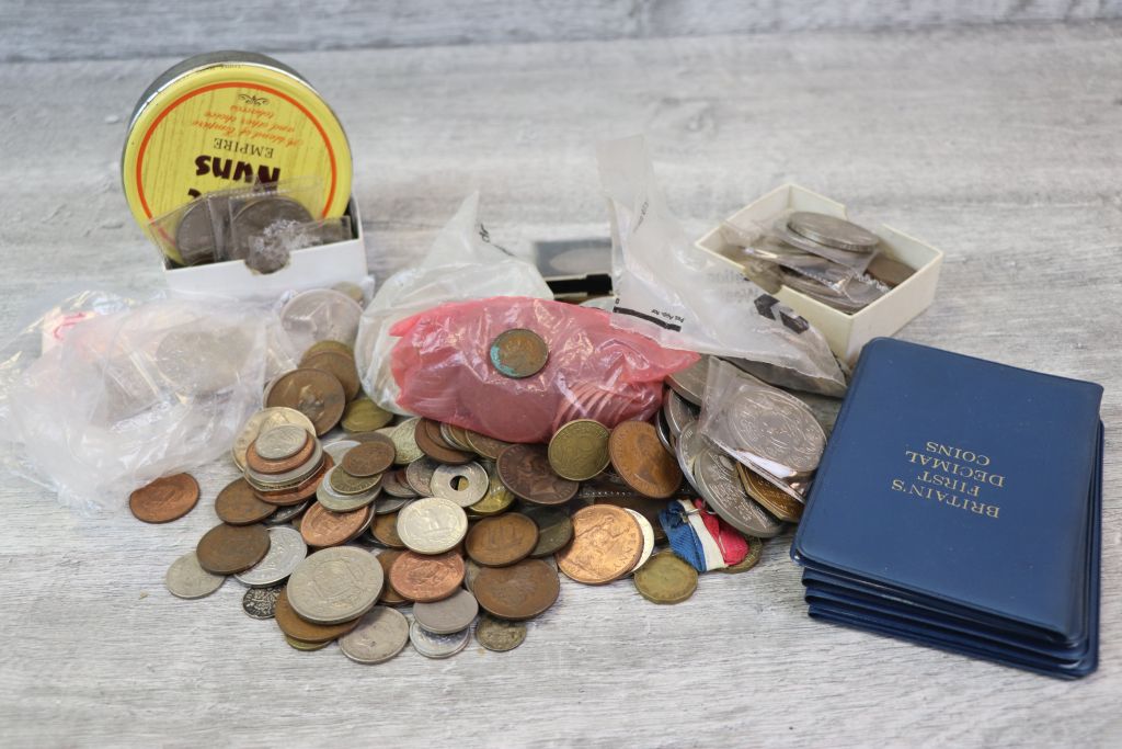 Bag of mixed UK & World coins and Medallion to include Silver plus a small amount of Belgian