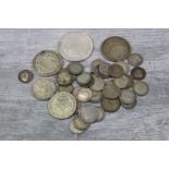 Collection of vintage coinage, mainly Silver to include Threepences, Florins etc