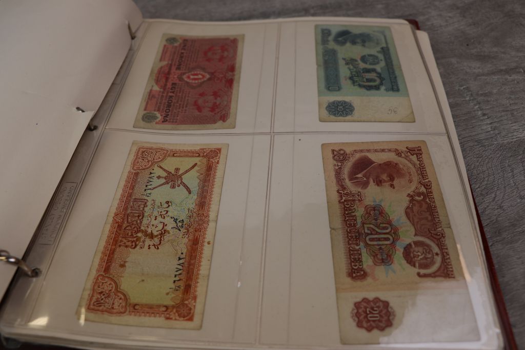 Album of Mixed World Banknotes to include WW2 issue - Image 4 of 14