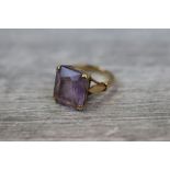 Amethyst 9ct yellow gold ring