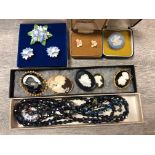 Small collection of vintage costume jewellery to include a boxed Silver & Jasperware Wedgewood