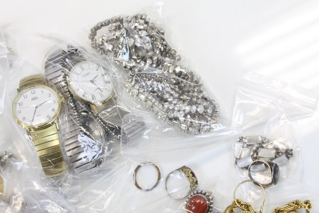 Bag of mixed vintage and modern Costume jewellery and Watches etc to include Silver Ingot pendant, - Image 8 of 8