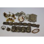 Collection of vintage jewellery to include Silver & Oriental