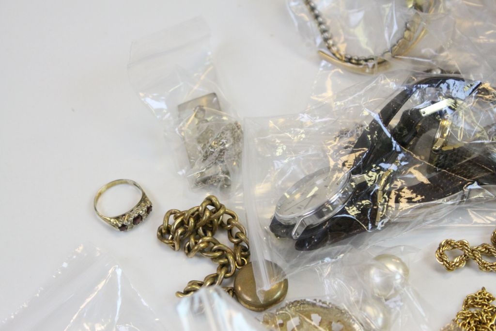 Bag of mixed vintage and modern Costume jewellery and Watches etc to include Silver Ingot pendant, - Image 6 of 8