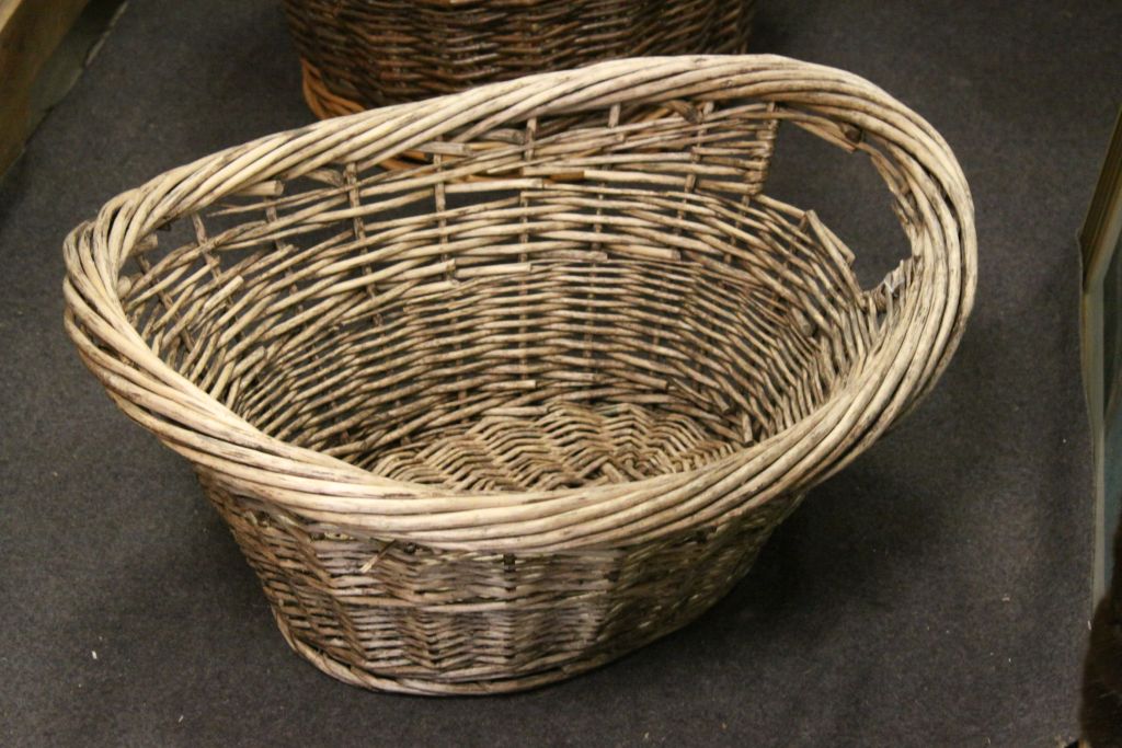 Wicker Log Basket and a Wicker Linen Basket - Image 2 of 3