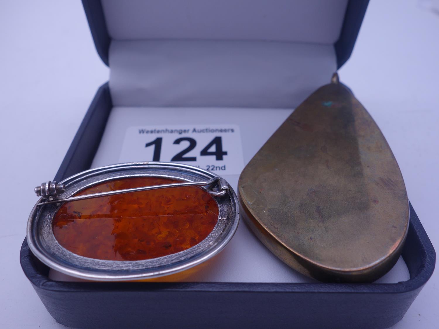 Antique amber oval brooch 925 silver 1.5" long 1.1/4" wide, weight 15 gram + i other - Image 2 of 2