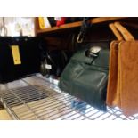 7 x assorted Ladies Vintage leather hand bags various designs, mainly evening or clutch bags