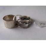 Four silver band rings