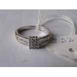 18ct white gold & diamond ring, set with total of 17 diamonds arranged in a square with channel