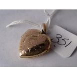 9ct engraved heart locket